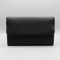 Coastal Clutch